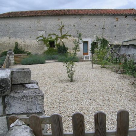 La Cour Des Cloches Bed & Breakfast Mainxe Luaran gambar