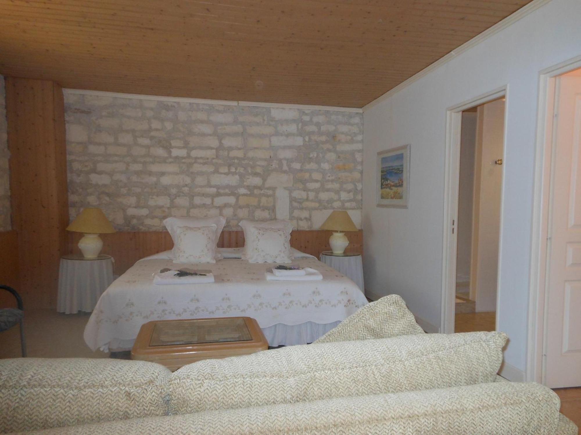 La Cour Des Cloches Bed & Breakfast Mainxe Luaran gambar